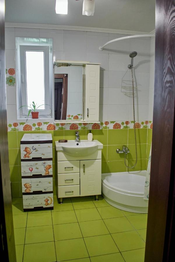 Vacation Home Lubov 카미야네치포딜시키 외부 사진