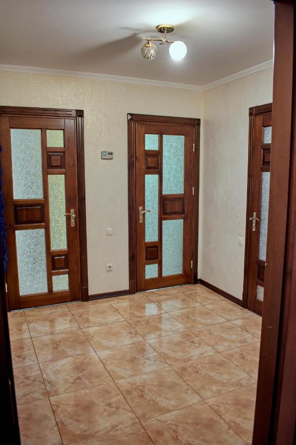 Vacation Home Lubov 카미야네치포딜시키 외부 사진